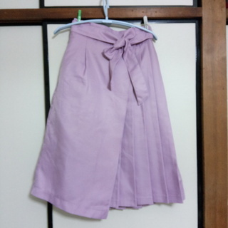 ピンク・薄紫スカート