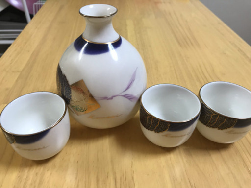 とっくり おちょこセット コロナ 沖縄の食器 酒器 の中古あげます 譲ります ジモティーで不用品の処分 とっくり おちょこセット コロナ 沖縄の食器 酒器 の中古あげます 譲ります ジモティーで不用品の処分