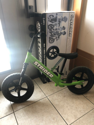 ストライダー スポーツタイプ グリーン 緑 ペダルなし自転車 STRIDER 