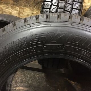 YOKOHAMA SY01 195/70R15 106/104L LT 15インチ スパイクタイヤ バリ溝 マカロニピン (VTG197) クレジットカード QR決済可能