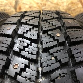 14インチ スパイクタイヤ