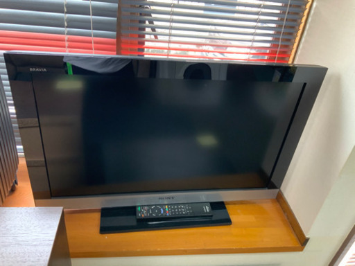 テレビ　SONY   32インチ　2010年　リモコンあり　中古^_^