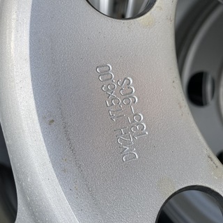 【新車外し】6本セット スチールトラックホイール 夏 冬の履き替えやスペアー用などに 17.5×6.00 オフセット+135 PCD222.25/6穴 ハブ径164mm