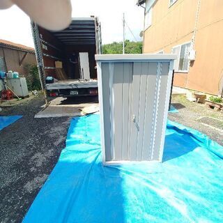 物置　カギ付きです。状態キレイです。