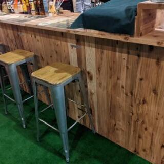 バーカウンターとイス（3脚）のセット