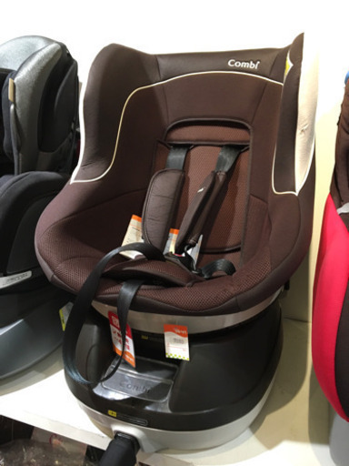 ■店頭引取限定■コンビ♫回転式チャイルドシート〜7kgから