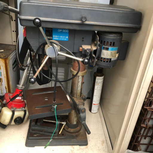 アースマン 卓上ボール盤 dp-300 穴あけ ドリル DIY 機械加工