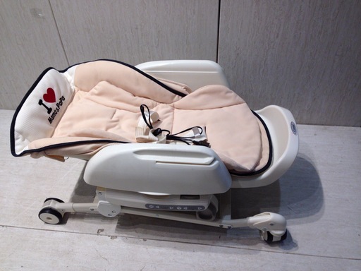 ★2060★COMBI　コンビ　電動ハイローチェア　CEAルシエスAT　動作OK　ベビー用品　ゆりかご　赤ちゃん　ベビーチェア