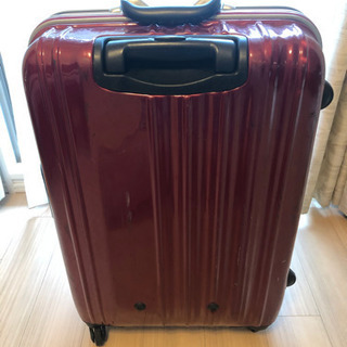 スーツケース（72ℓ）　色：深赤