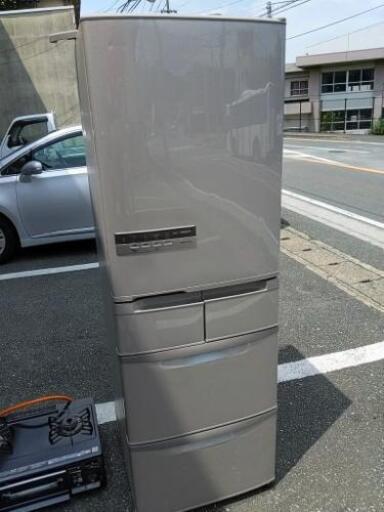 5ドア冷蔵庫 日立 ビッグ＆スリム R-S42CM 2013年 415L【安心の3ヶ月保証★送料には設置込！】　自社配送時代引き可※現金、クレジット、スマホ決済対応※
