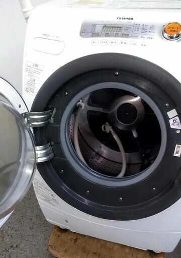 ドラム式洗濯乾燥機　東芝ザブーン　洗濯9キロ　乾燥6キロ