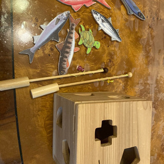 木製　魚釣りのおもちゃ　はめ込みパズル