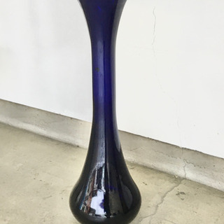 花瓶　フラワーベース　　花器　　ガラス　ネイビー