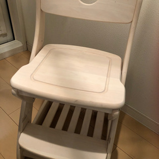【引渡者決定しました】椅子　チェア　白　高さ調節あり