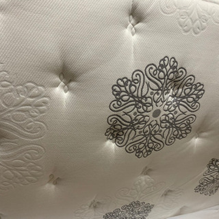 大幅値下げしました！シモンズマットレス