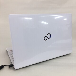 最新2019年夏モデル】富士通 ノートPC Win10 AMD 4GB SSD 256GB