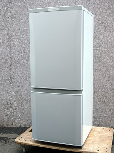 ⑰【6ヶ月保証付】19年製 極美品 三菱 146L 2ドア 冷凍冷蔵庫 MR-P15D-S