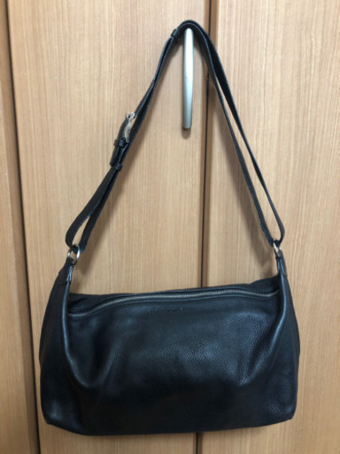 値下げ　本物セリーヌ　ショルダーバッグブラック