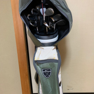 取引中　　ゴルフセット1式、バッグ