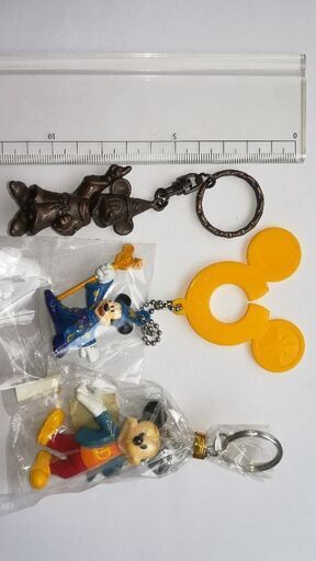 ディズニーミッキーキーホルダー3ケセット オレンジ 池袋の小物 その他 の中古 古着あげます 譲ります ジモティーで不用品の処分 ディズニーミッキーキーホルダー3ケセット オレンジ 池袋の小物 その他 の中古 古着あげます 譲ります ジモティーで不用品の処分
