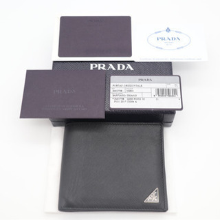 《PRADA/サフィアーノ 二つ折り 財布》ブラック  ロゴ Bランク 箱 冊子