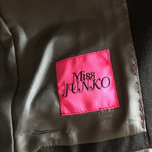 青山 レディーススーツ 3点セット 値下げ可 ゆき 高円寺の服 ファッションの中古 古着あげます 譲ります ジモティーで不用品の処分