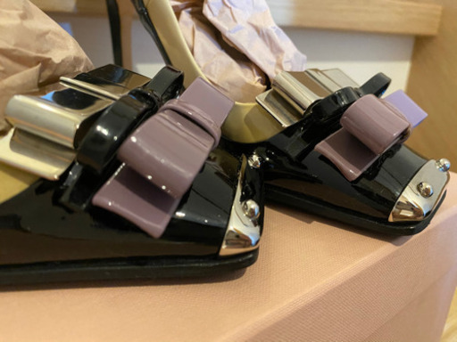 miumiu 定価12万円の美品パンプス