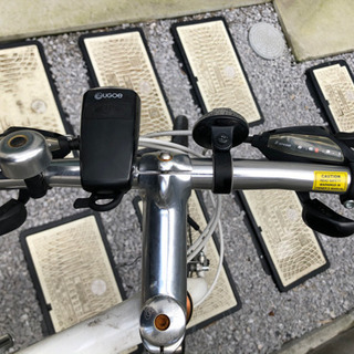 【クロスバイク】GIANT ESCAPE白