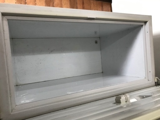 サンデン 大型 冷凍ストッカー 冷凍庫 232L SH-F240X 厨房 飲食 サンデン 大型 冷凍ストッカー 冷凍庫 232L SH-F240X 厨房 飲食