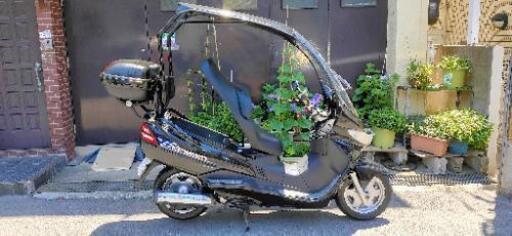 スズキ　SUZUKI　スカイウェイブ　スカイウェーブ　２５０cc CJ42A ゾロルーフ　ブレーキ連動リヤトランクボックス　ドライブレコーダー付きです