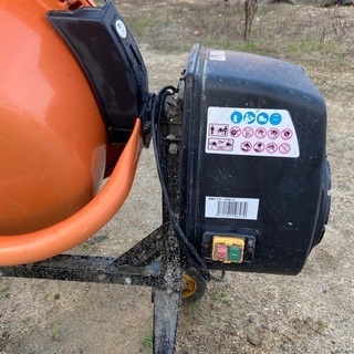 コンクリートミキサー　SS 電動ミキサー ドラム容量115ℓ SDM-70