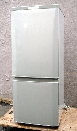 ㉘【6ヶ月保証付】三菱 146L 2ドア冷凍冷蔵庫 MR-P15Z-S1 シルバー