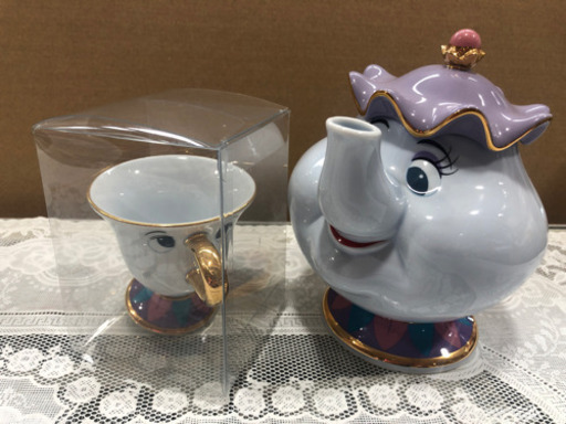 入荷‼︎  ティー　ポット　カップ　美女と野獣　ポット夫人　チップ　キャラクター