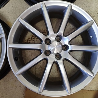 18インチ アルミホイール 4本セット PCD100 5穴 18×7JJ オフセット55 