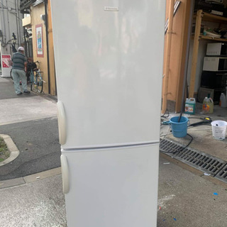 ?美品??冷蔵庫 2012 271L