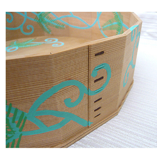 札幌【茶道具 炭斗 松唐草 玄々斎 雄斎】炭取 烏府 裏千家 奥殿大給松平家 本郷通店 札幌【茶道具 炭斗 松唐草 玄々斎 雄斎】炭取 烏府 裏千家 奥殿