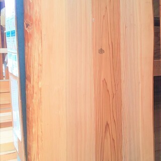 天然杉　1枚もの　カウンターなどにどうぞ