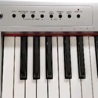 ヤマハ キーボード Piaggero 10000円