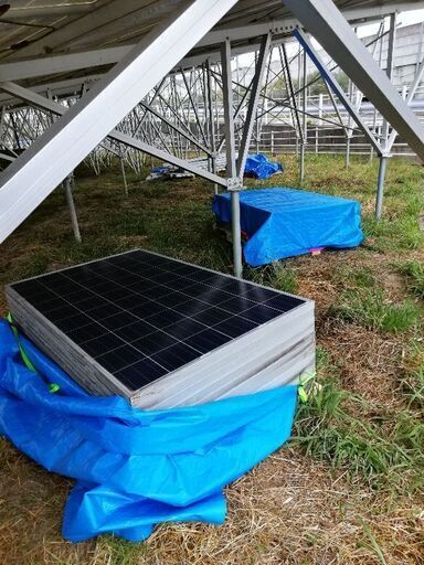 【終了】ソーラーパネル255W-1枚当たり、2枚以上で。 (紀の川市)