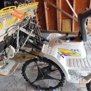 田植え機　Ｆ100