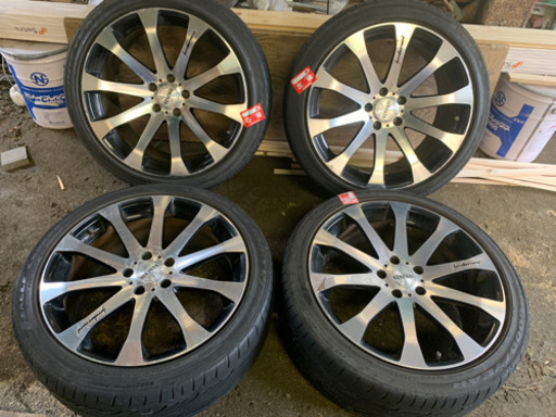 ヴェネルディ　タイヤホイール　245 40R19