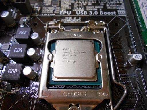 LGA1150 CPU Intel Core i7-4790 中古 バルク