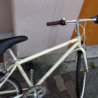 Walby ESPRIT 700ccクロスバイク 6speed/クリーム