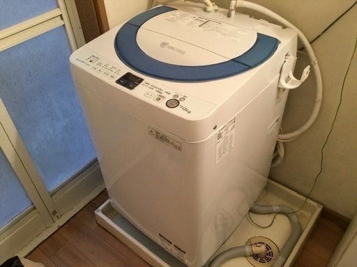 シャープ洗濯機　イオンコート　7kg  2013年製　 esーge70n