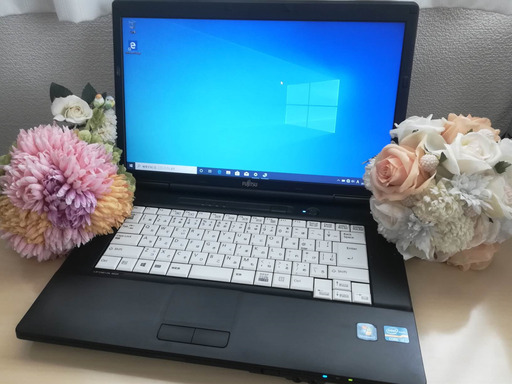 ノートパソコンB 富士通 LIFEBOOK A572/F CPU:core i3 メモリ:4GB 爆速SSD:120GB OS:Windows10Pro(64bit) 15.6型 無線LAN有(Wi-Fi子機アダプター付き) 光学ドライブ内蔵