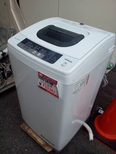 ☆中古 激安！！ HITACHI　洗濯機　5ｋｇ　NW-5WR形　2016年製　KG001　￥13,500！！