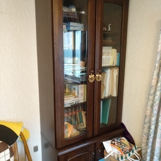 木製の書棚（２階）