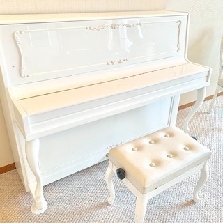 【状態良好】アップライトピアノ　Nordiska（ノルディスカ）白