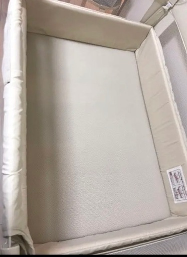 アップリカ ココネルエアーベビーベッド ミルク