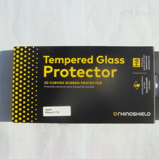 テンパード　グラス　プロテクター